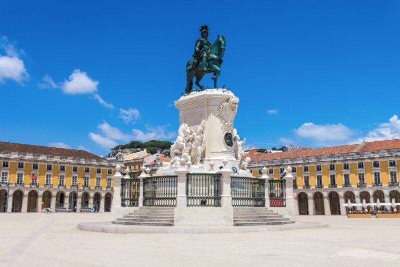 Lisbon: 3-in-1 Hop-On Hop-Off Bus and Tram Tours - FAQ