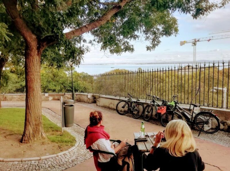 Lisbon: 7 Hills Panoramic Guided Tour by E-Bike - FAQ