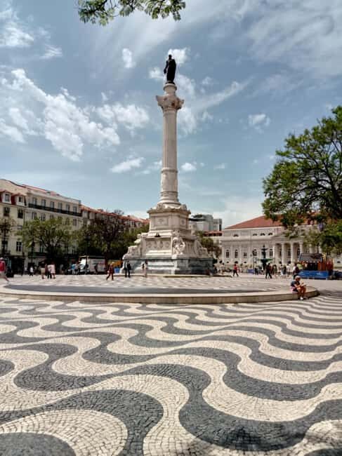 Lisbon: A guided olfactory and historical tour - Key Points