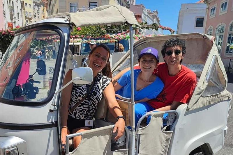 Lisbon Adventure 2 Hours Tuk-Tuk Tour and 2H Sunset Sailing - FAQ