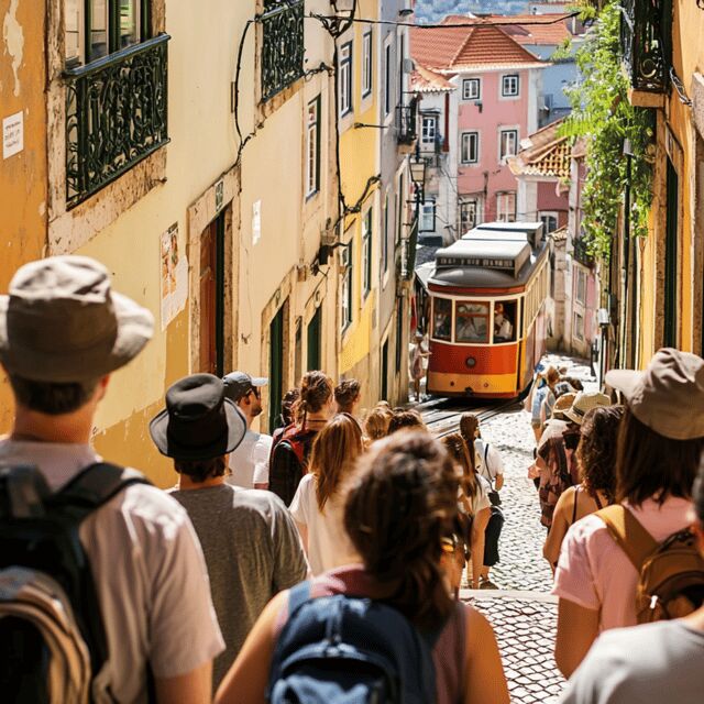 Lisbon: Alfama, Chiado and Baixa Walking Tour with Tastings - Key Points