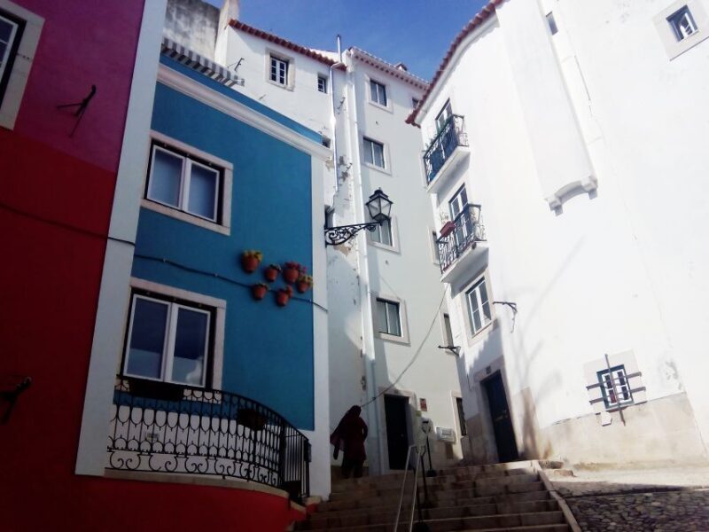 Lisbon: Alfama, Mouraria Neighborhood Walking Tour - An In-Depth Look at the Tour