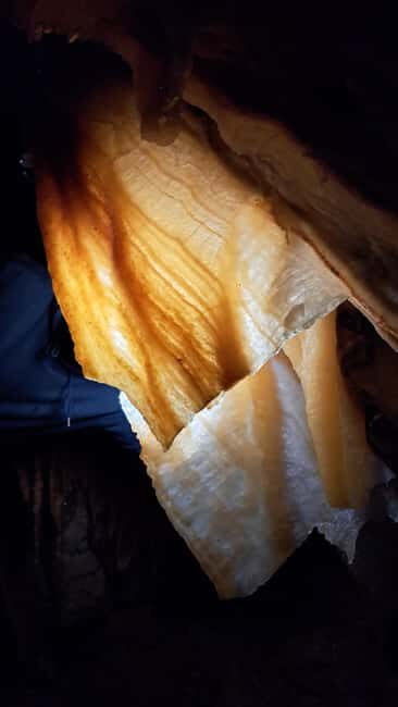 Lisbon: Arrábida Natural Park Cave Tour with Guide - Discover the Hidden Depths of Arrábida Natural Park: Cave Tour with Guide