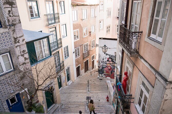 Lisbon: Bairro Alto + Downtown Walking Tour - Exploring Lisbon’s Neighborhoods: What to Expect