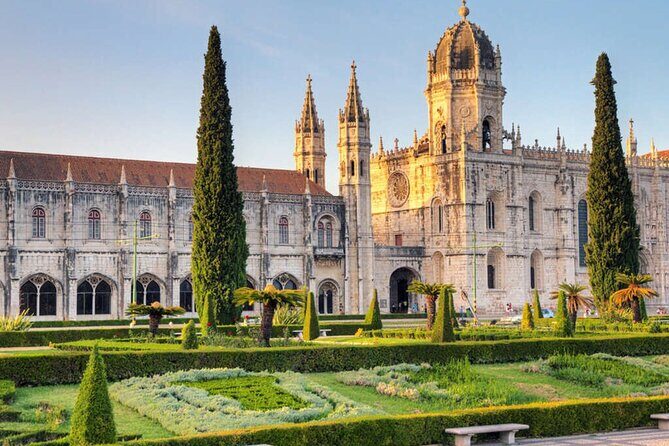 Lisbon & Belém: Private Tour half day trip by Electric Tuk Tuk - Starting Point and What to Expect