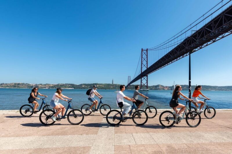 Lisbon Bike Tour: Langs de rivier van Belém naar Lissabon - The Experience in Detail