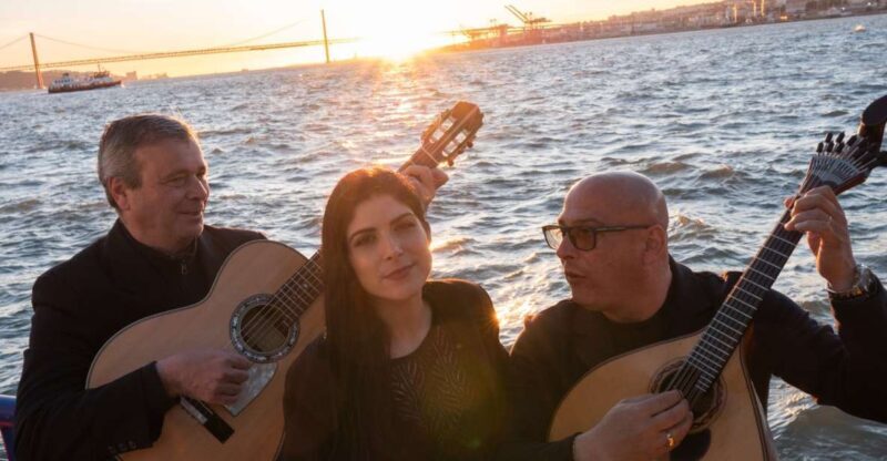 Lisbon: Boat Cruise with Live Fado Performance and a Drink - Lisbon Boat Cruise with Live Fado Performance and a Drink: An Honest Look
