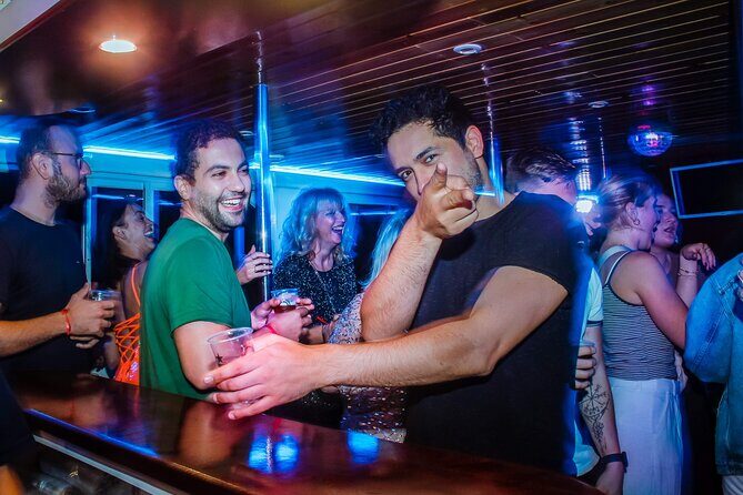 Lisbon Booze Cruise with Live DJ and Open Bar - Drinks, Music, and the Vibe