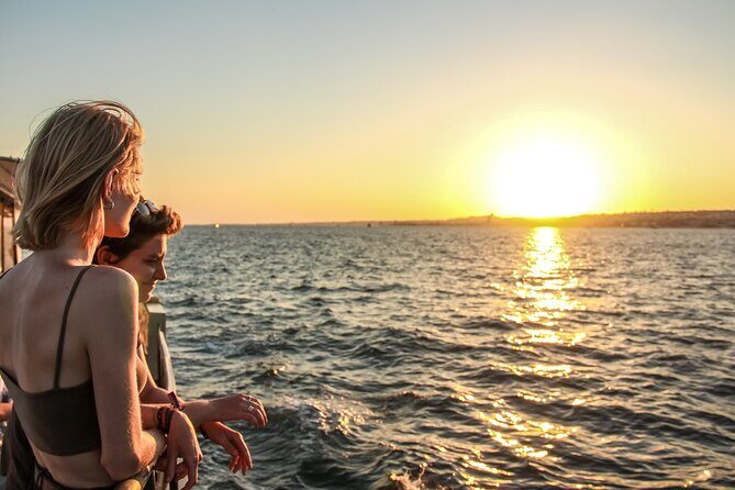 Lisbon Booze Cruise with Live DJ and Open Bar - FAQ