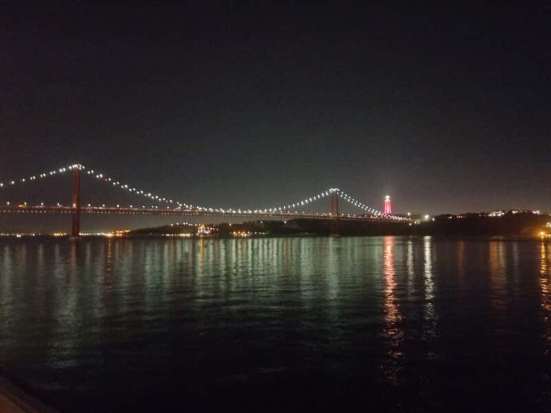 Lisbon by night - FAQ