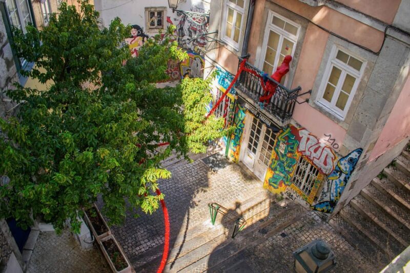 Lisbon: City Highlights Tour with Food Tastings - FAQs