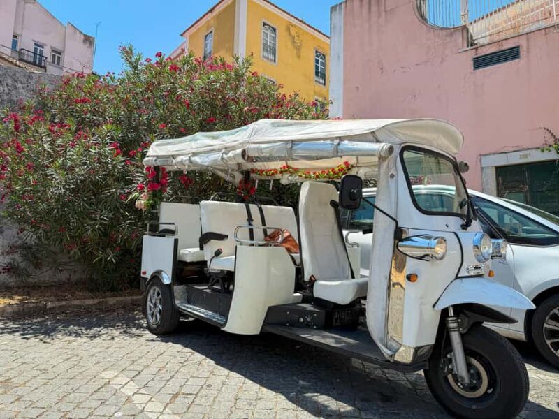 Lisbon City Overview with Tuk Tuk - Key Points