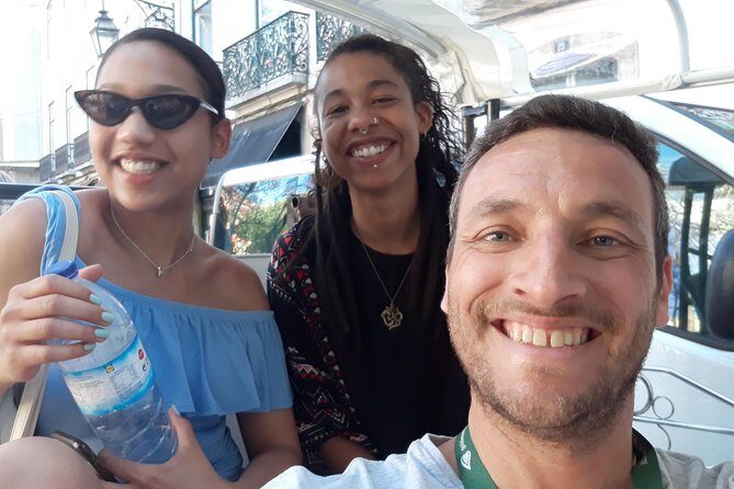 Lisbon City Tour 2 hours (Máx 6 pax) - Stop 3: Miradouro Das Portas Do Sol