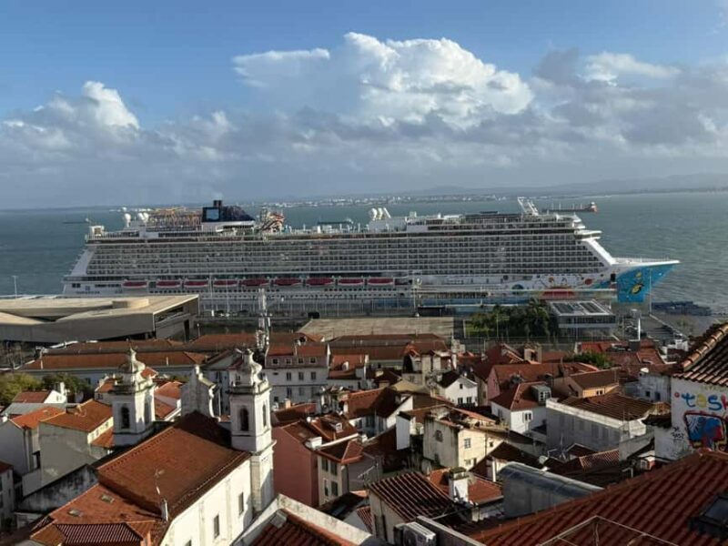 Lisbon: Classic Piaggio Tour through historic and beautiful Lisbon - What People Love Most