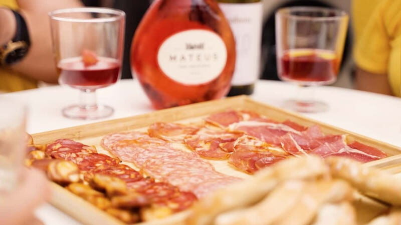 LISBON DAILY TOUR in a Vintage Jeep with FOOD&DRINK Tastings - FAQs