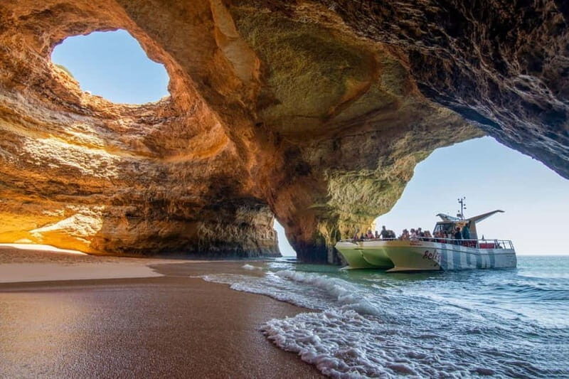 Lisbon: Day trip Algarve, Benagil cave, Carvoeiro,Portimao - Beaches and Scenic Stops