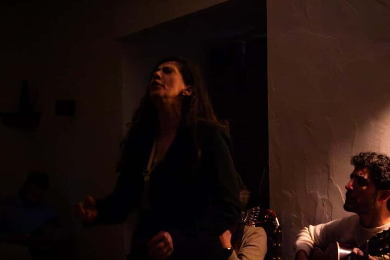 Lisbon: Dinner with Rising Stars of Fado at Canto do Poeta - Key Points