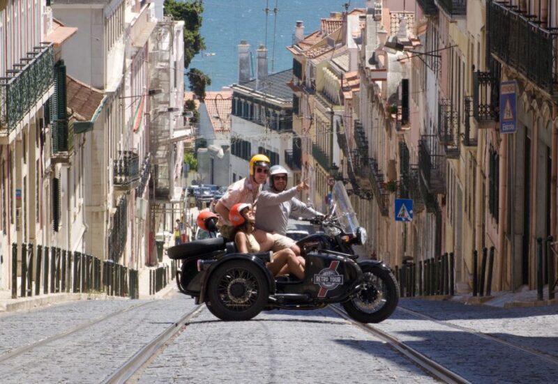 Lisbon : El Cristo-Rei Motorcycle Side-car Tour - Practical Tips for Booking
