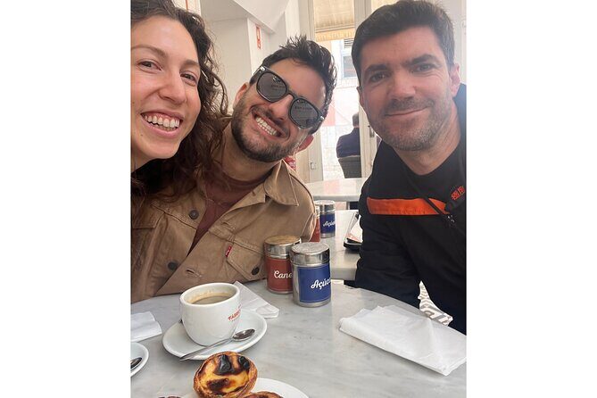 Lisbon Essentials 3h Tour: See, Taste and Learn with a Local - An In-Depth Look at the Lisbon Essentials Tour