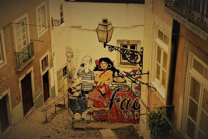 Lisbon Fado Experience: Walking Tour, Dinner and Live Music Show - Exploring Lisbon’s Soul: The Fado Tour Breakdown