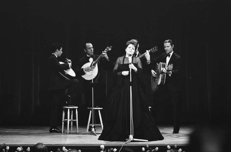 Lisbon Fado Tour: A Magical Tour through Portuguese History - Key Points