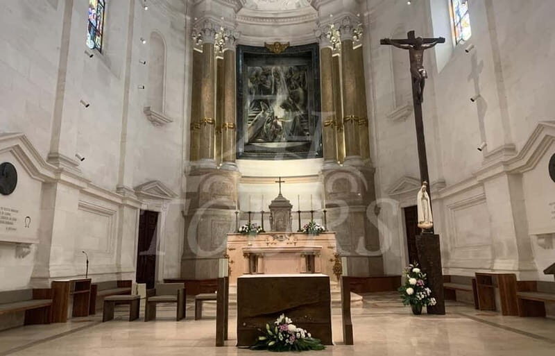 lisbon: Fatima, Nazare, Obidos, mira de aire private tour - Mira de Aire Caves