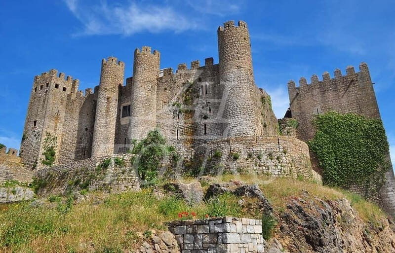 lisbon: Fatima, Nazare, Obidos, mira de aire private tour - Nazaré: The Coastal Marvel