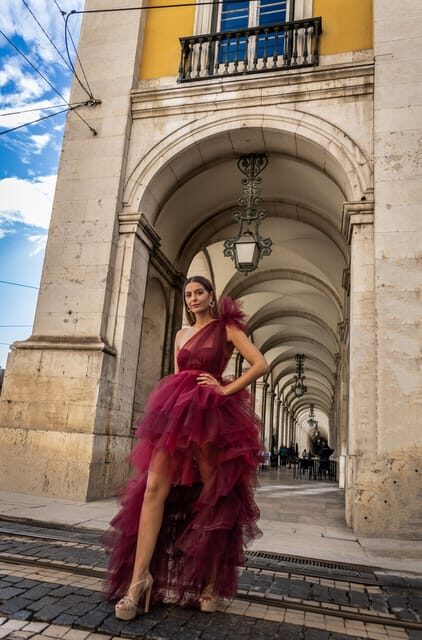 Lisbon: Flying Dress & Fashion Photoshoot at iconic places - FAQ