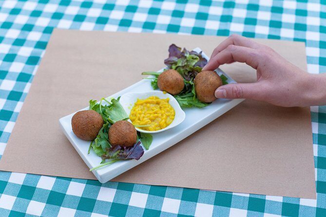 Lisbon Food & Local Drinks Evening Tour by Food Lover Tour - Who Will Love This Tour?