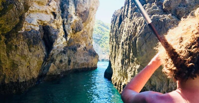 Lisbon: Full-Day Sesimbra Kayak Tour with Picnic - Key Points