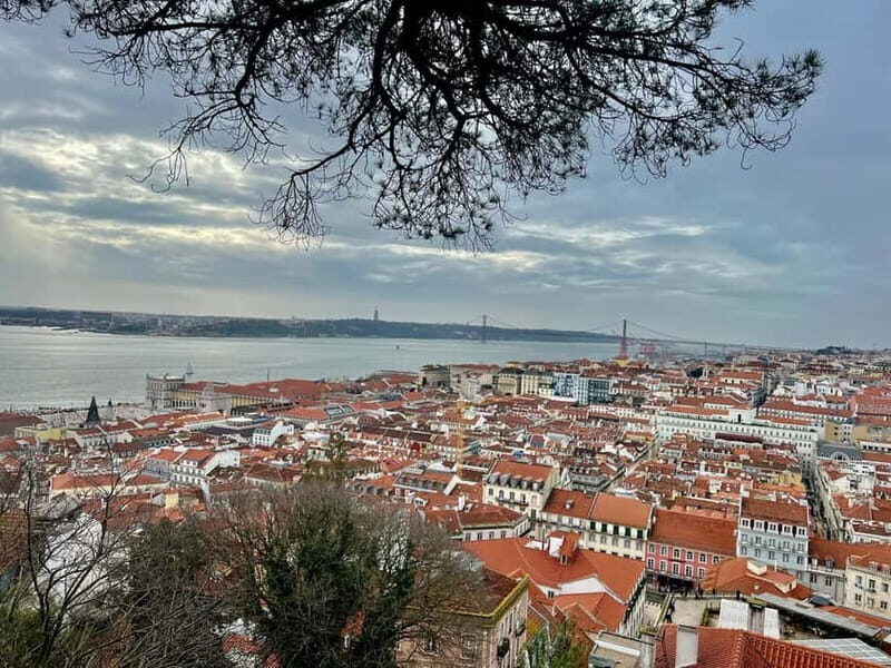 Lisbon: Guided Sightseeing Tour by Tuk Tuk - Practical Details and Tips