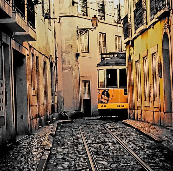 Lisbon: Guided Tour with Local Guide - What to Expect from the Experience