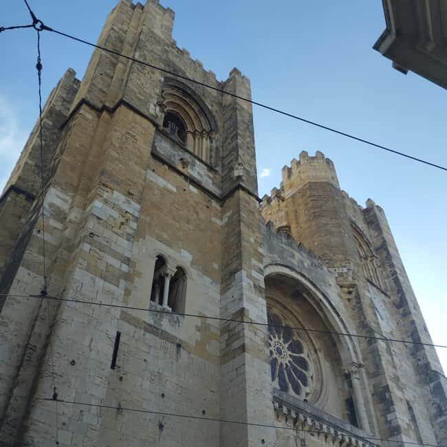 Lisbon: Guided Van Tour Through the City's Iconic Sites - Key Points