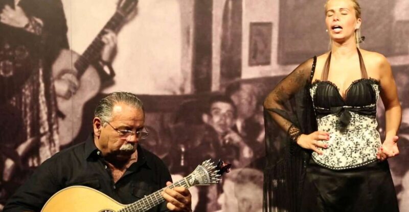 Lisbon: Half-Day Night Group Tour w/ Fado Dinner Show - FAQs