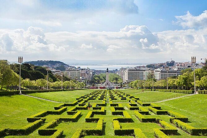 Lisbon Half day tour by Private Car - What Reviewers Say