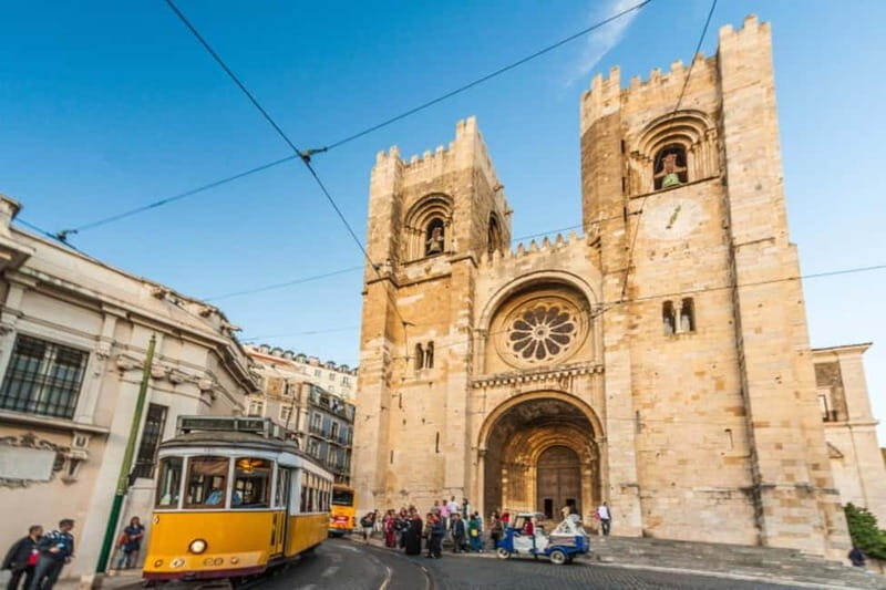 Lisbon Highlights Tuk Tuk Tour  Historic & Scenic Guide - The Experience: How It All Comes Together
