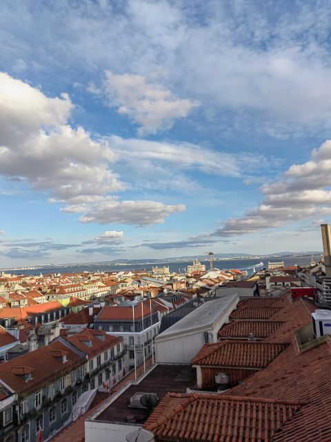 Lisbon: hop on hop off sightseeing Tuktuk tour - Real Traveler Feedback