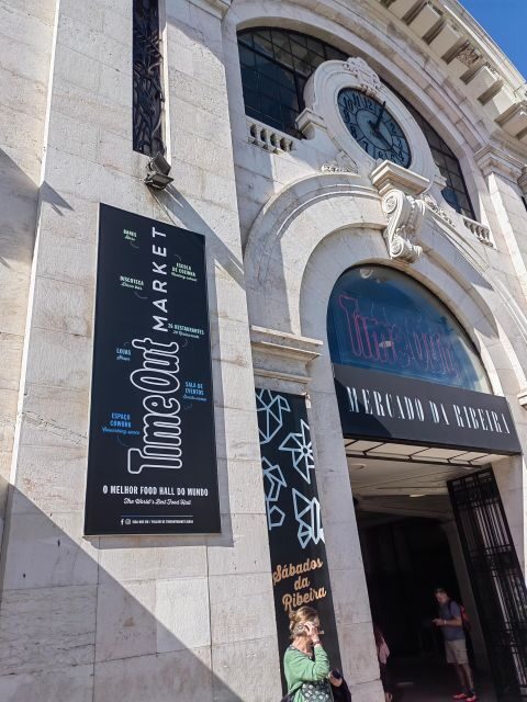 Lisbon: hop on hop off sightseeing Tuktuk tour - FAQ