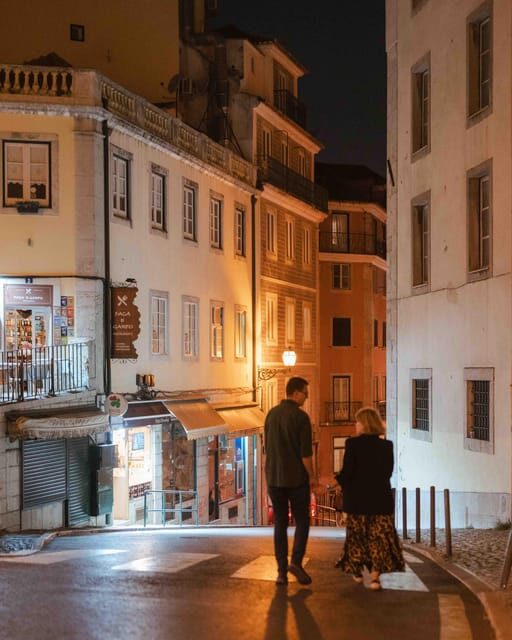Lisbon lights: A Cinematic Photoshoot at night - What We Think: The Pros and Cons
