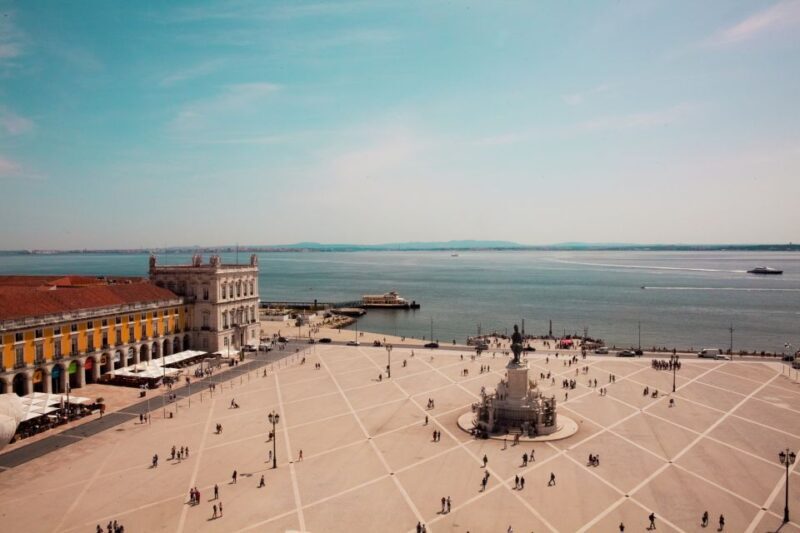 Lisbon Main Highlights Half Day Private Tour - Exploring Lisbon’s Essence in Four Hours