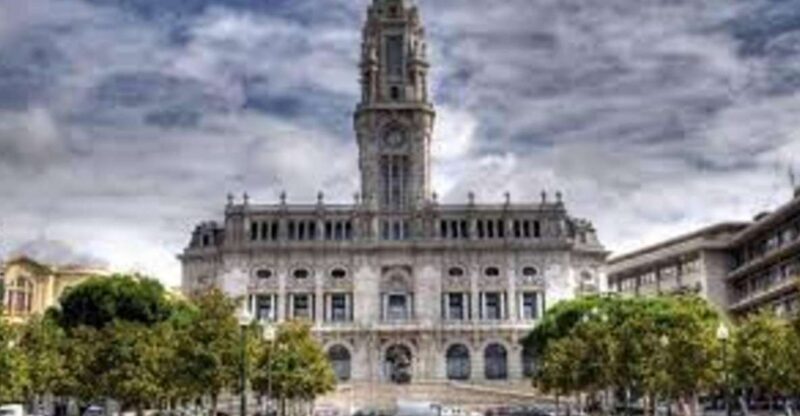 Lisbon, Nazare and Obidos private day trip from Porto - Key Points