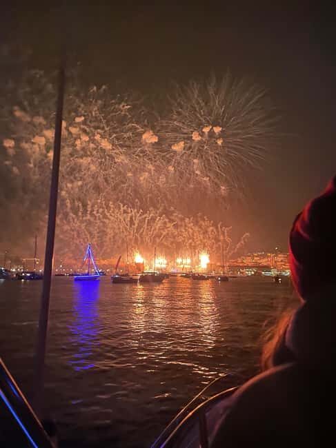 Lisbon: NYE Fireworks Catamaran Cruise with Food & Drinks - An In-Depth Look at the Lisbon NYE Catamaran Cruise