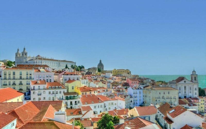 Lisbon: Óbidos, Nazaré, and Fátima Private Day Trip - Exploring the Itinerary: What You Can Expect