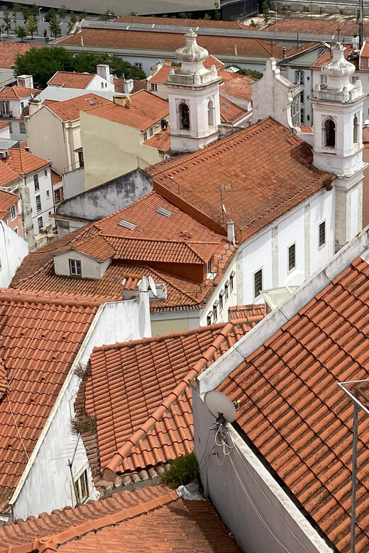 Lisbon: Old Town and Chiado Vintage Car Tour - Key Points