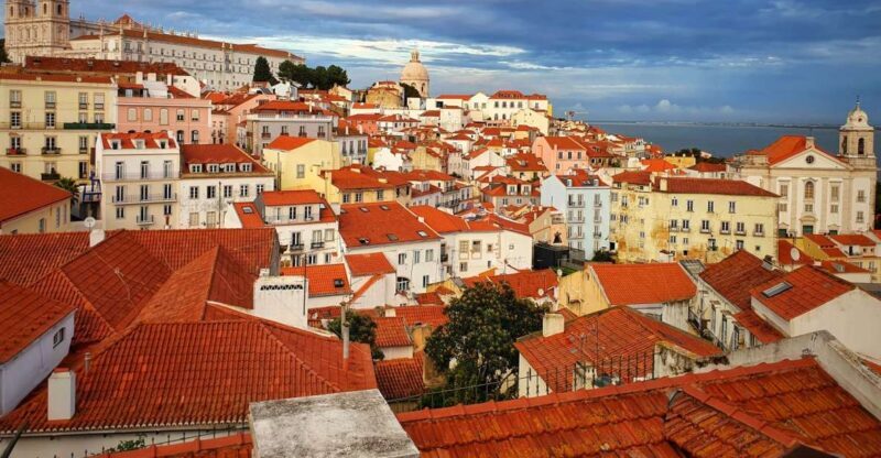 Lisbon: Old Town Tuk Tuk Tour - Timing and Duration