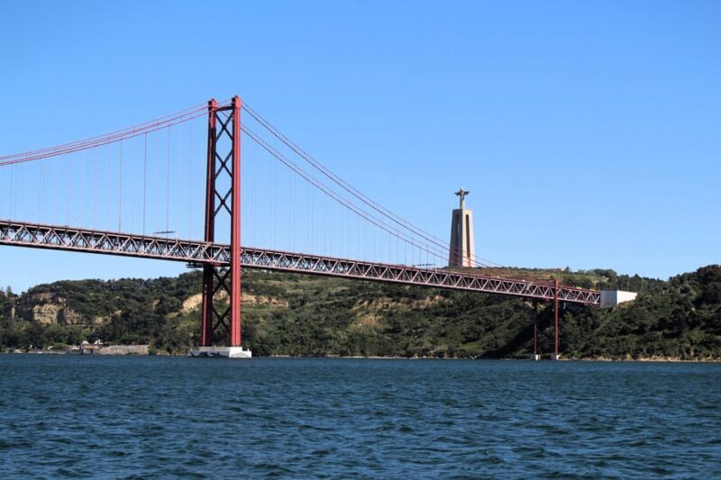 Lisbon On a Sailboat - Cultural Facts and Sailing Experience - What to Keep in Mind