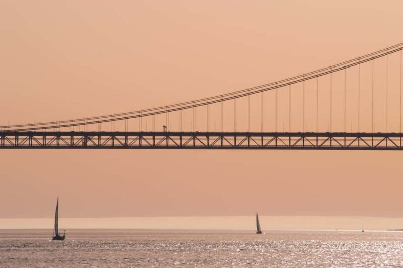 Lisbon: Pena Palace, Sintra, Belém Tour & Sunset on a Boat - Key Points