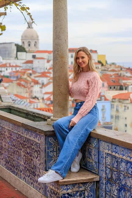 Lisbon: Photoshoot in Alfama | Santa Luzia and Portas do Sol - Key Points