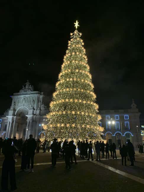 Lisbon: Portuguese Christmas Tour with Food and Drinks - Key Points