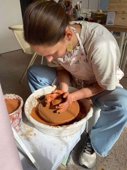 Lisbon: Pottery Wheel Lesson - Meditate With Clay - FAQ